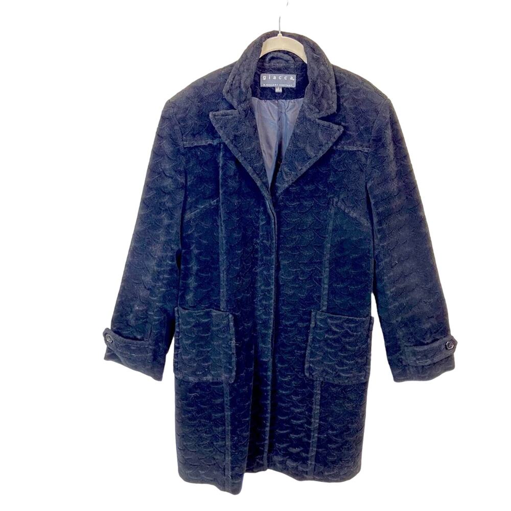 Coat Scalloped Texture Chunky and Funky Black Winter Warm Secretary Chic Vintage